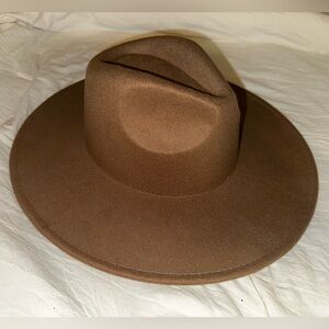 Women’s Wide Brim Hat